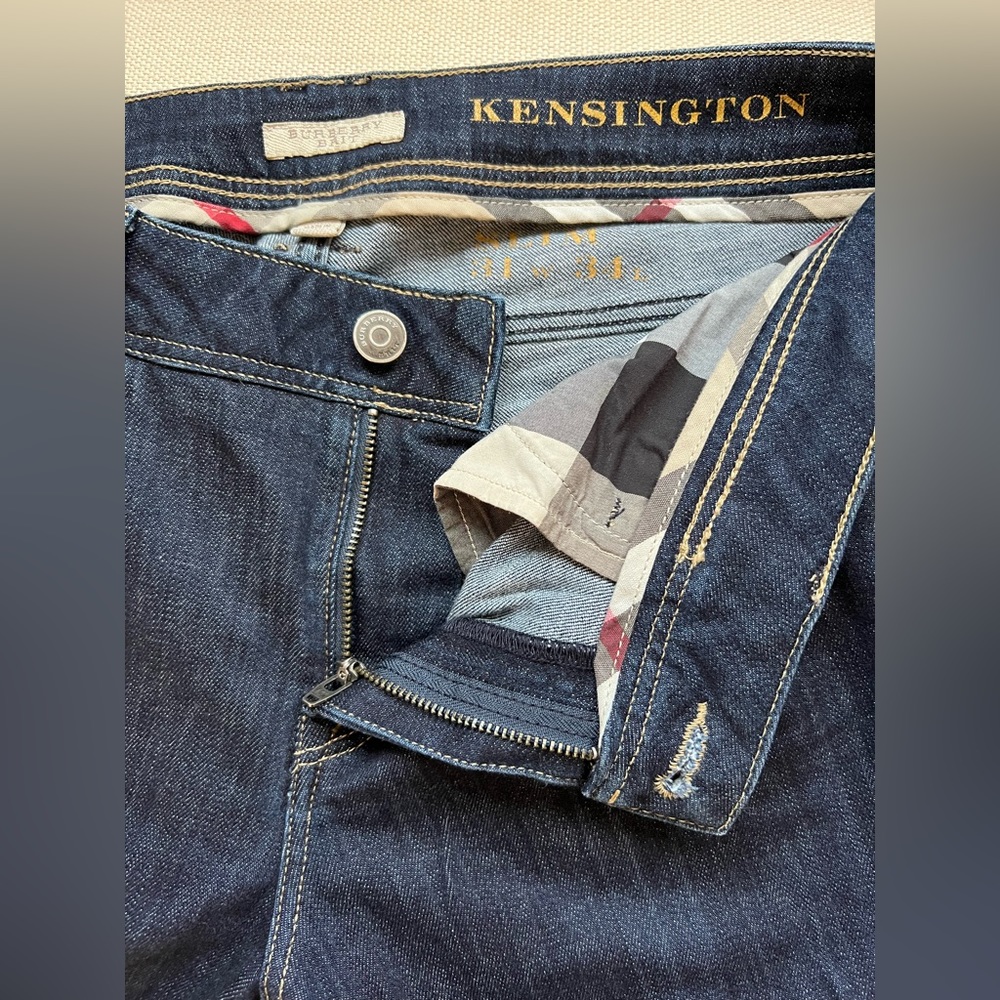 Burberry Kensington Jeans 31x34